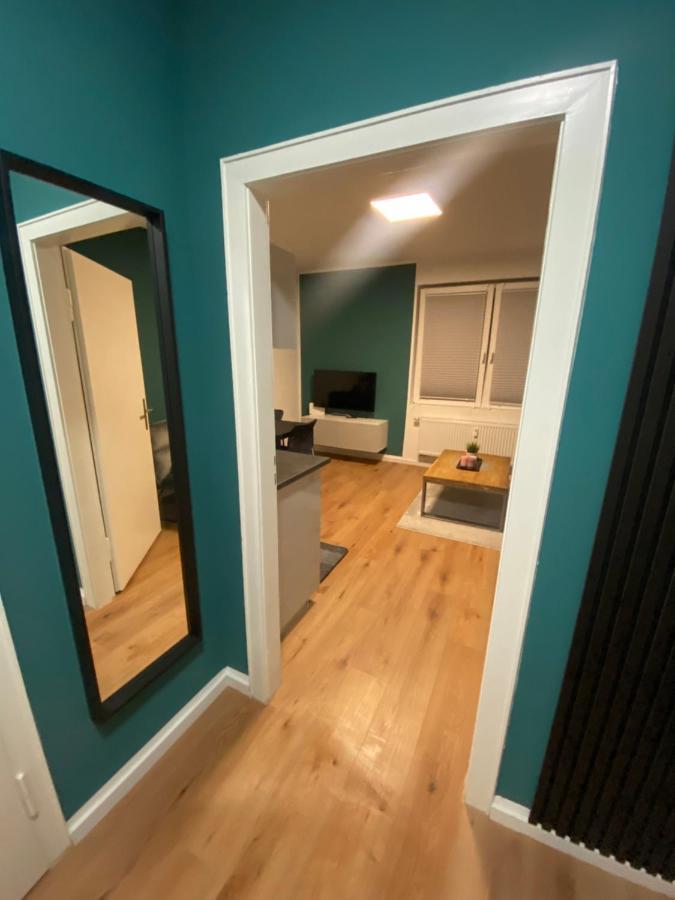 2 Zimmer Wohnung In Krefeld City/Apartment + Netflix+Prime Exterior foto